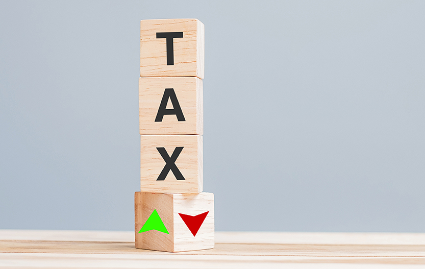 The Growing Gap Between Tax Filers and Tax Payments in Pakistan