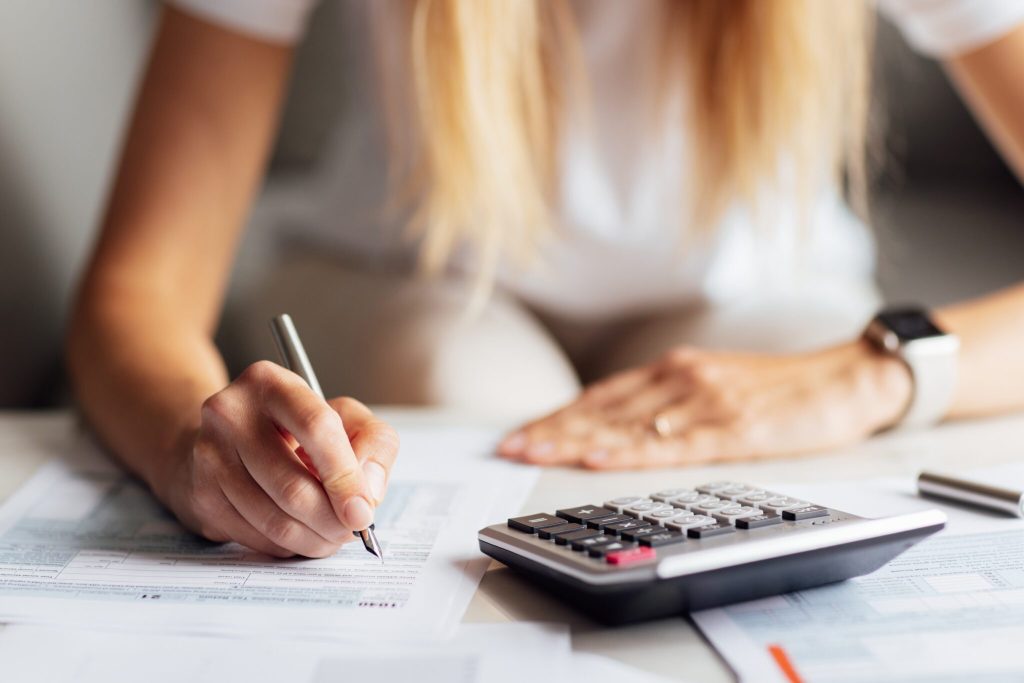 FBR Mandates Digital Integration: A New Era of E-Invoicing for Service Sectors in Pakistan